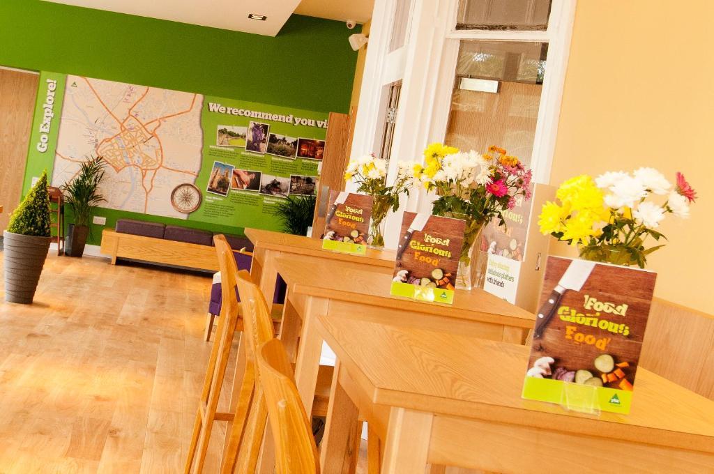 Yha York Hostel Екстериор снимка