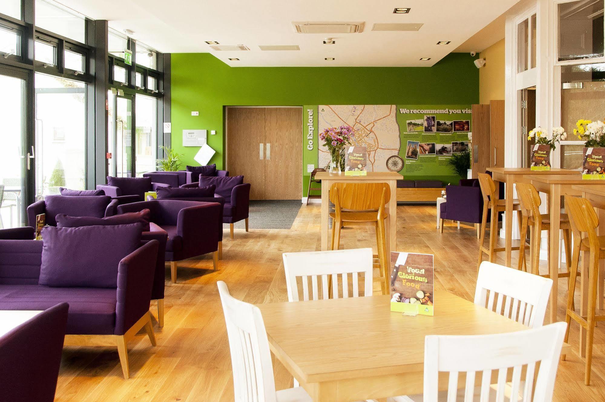 Yha York Hostel Екстериор снимка