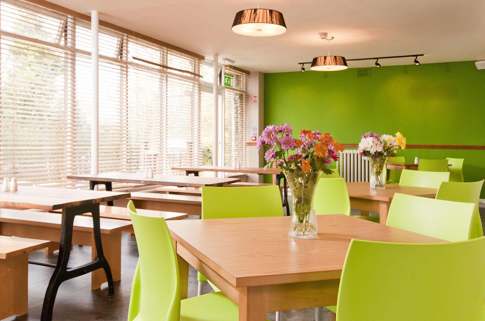 Yha York Hostel Екстериор снимка
