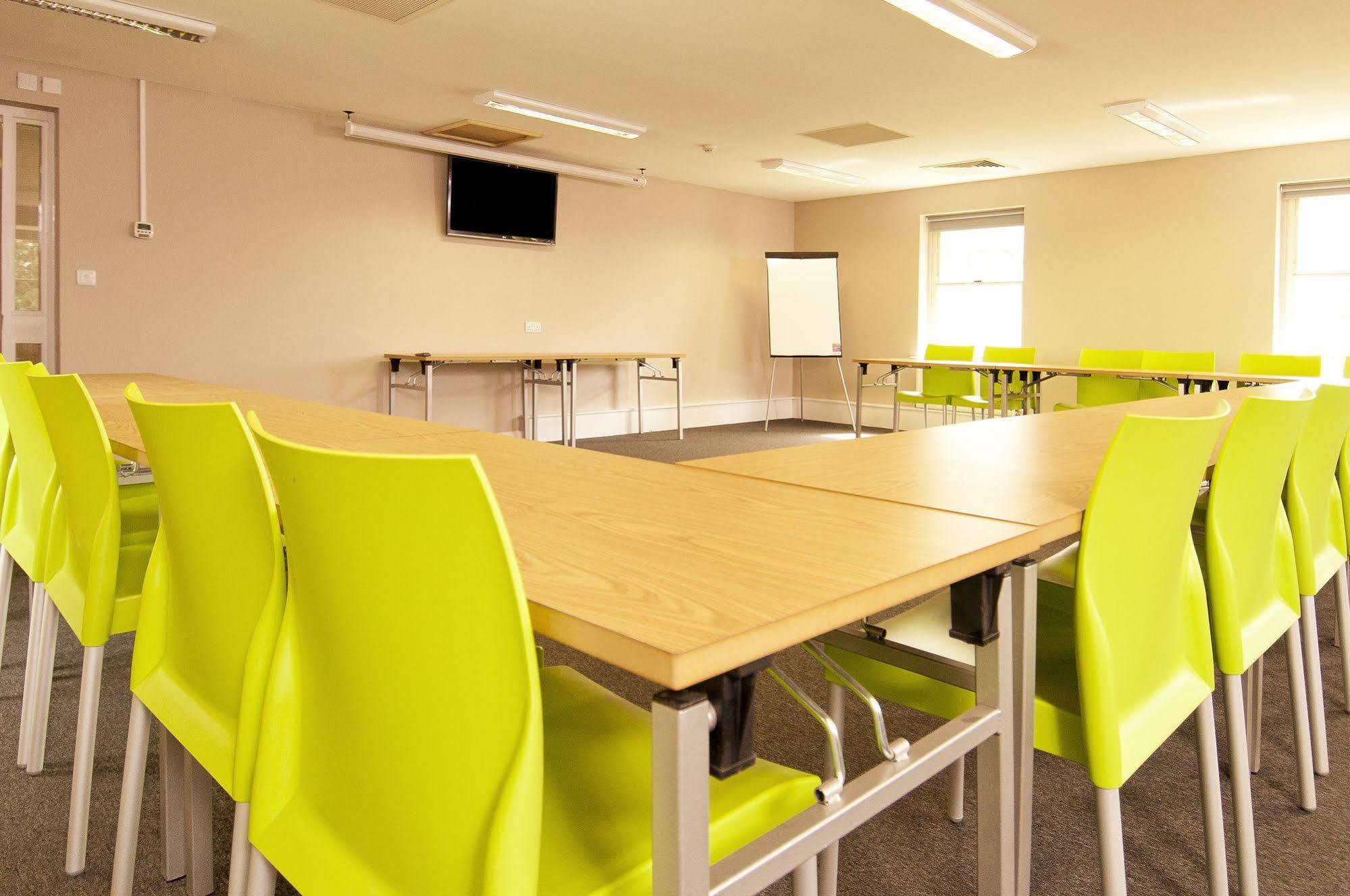 Yha York Hostel Екстериор снимка